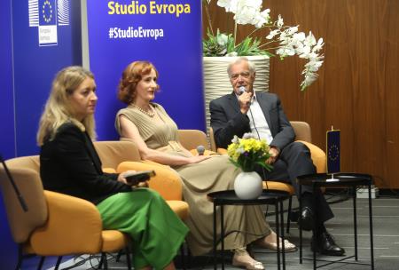 Podelitev nagrade EP državljan Evrope Sandiju Curku 24 Foto Ljubo Vukelič